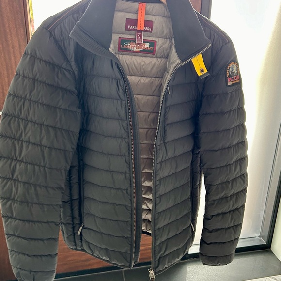 The men's black Parajumpers Ugo Jacket. - Picture 10 of 16